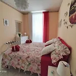 Beatrice Con 1camera Da Letto, Un Cucina E Bagno Scordia