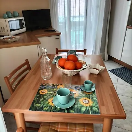 Lejlighed Beatrice Con 1camera Da Letto, Un Cucina E Bagno